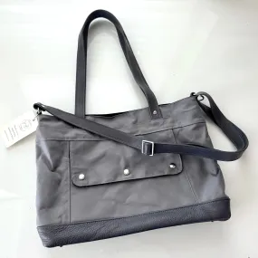 Archive Mini in Light Gray Canvas, Shadow Leather