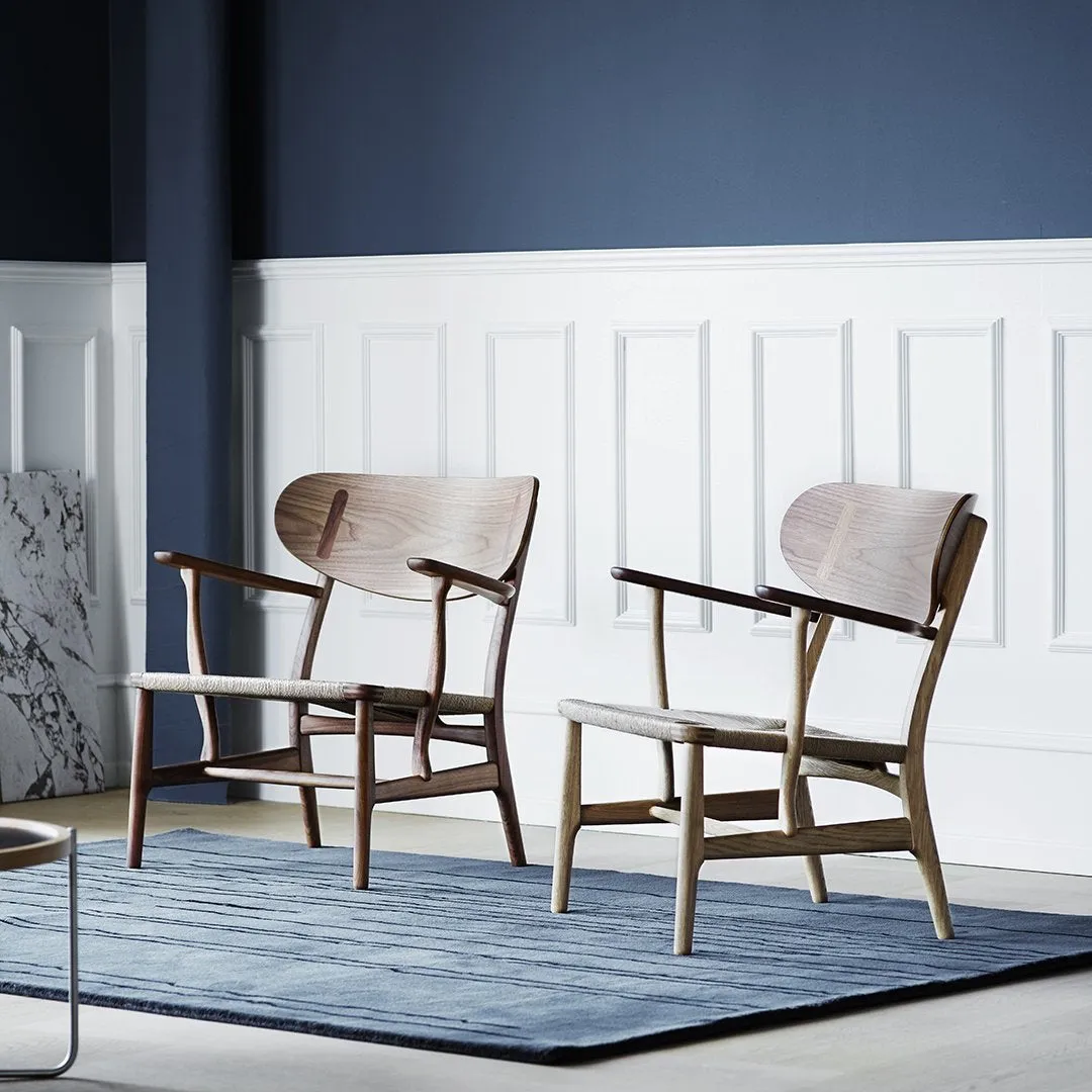CH22 Lounge Chair