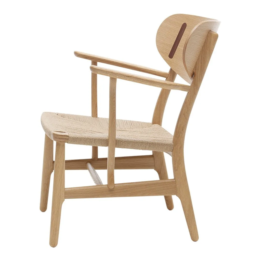 CH22 Lounge Chair