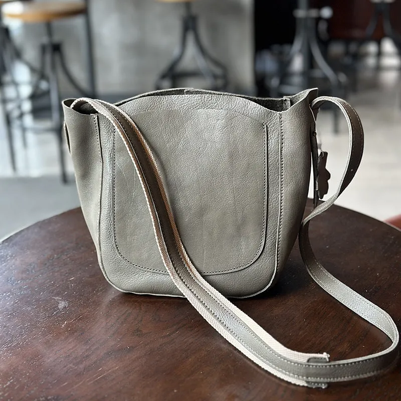 Chic Womens Leather Over The Shoulder Bag Leather Crossbody Purse