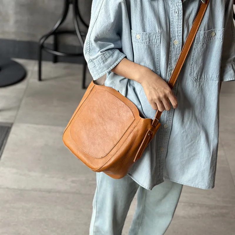 Chic Womens Leather Over The Shoulder Bag Leather Crossbody Purse