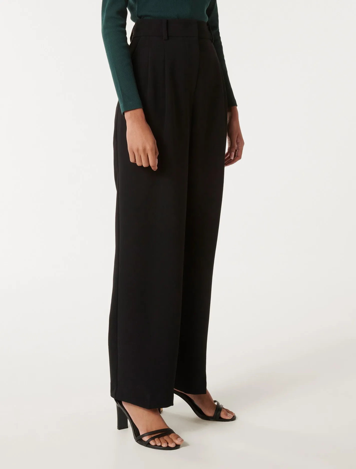 Dakota Petite Straight Leg Pants