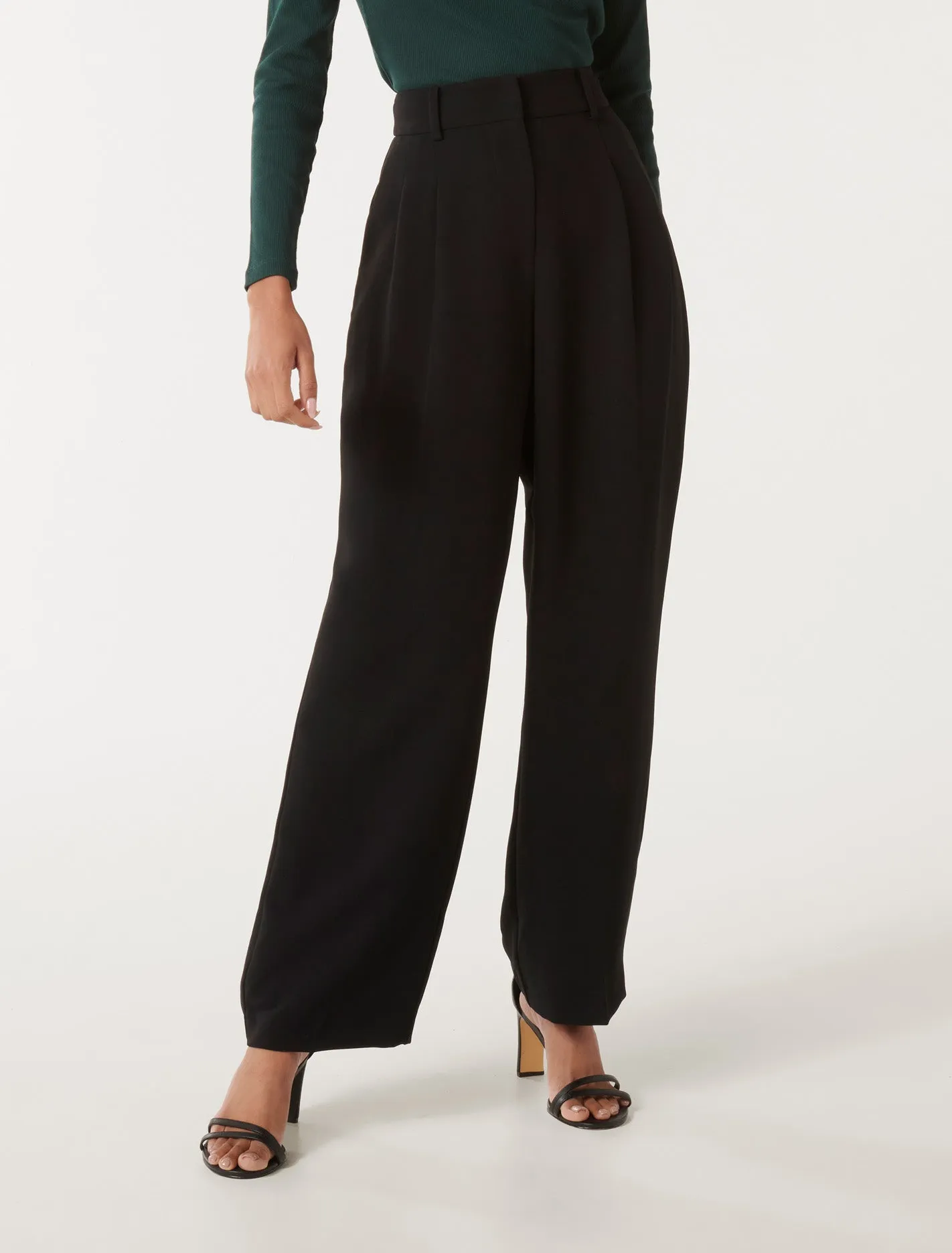 Dakota Petite Straight Leg Pants