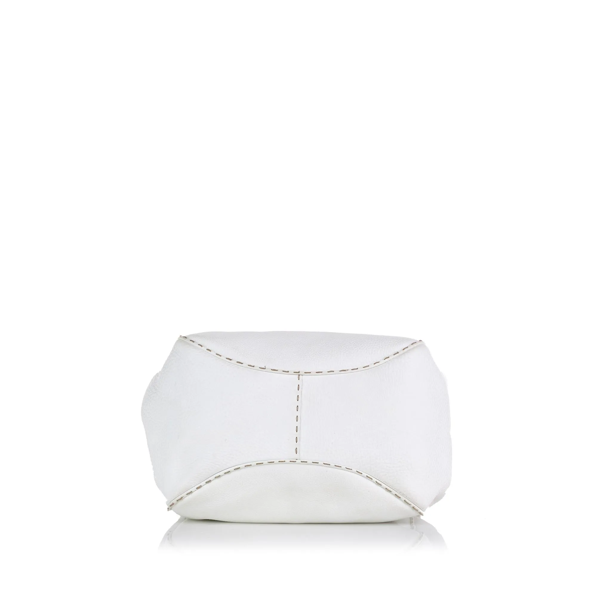 Fendi Selleria Bucket Bag (SHG-35708)