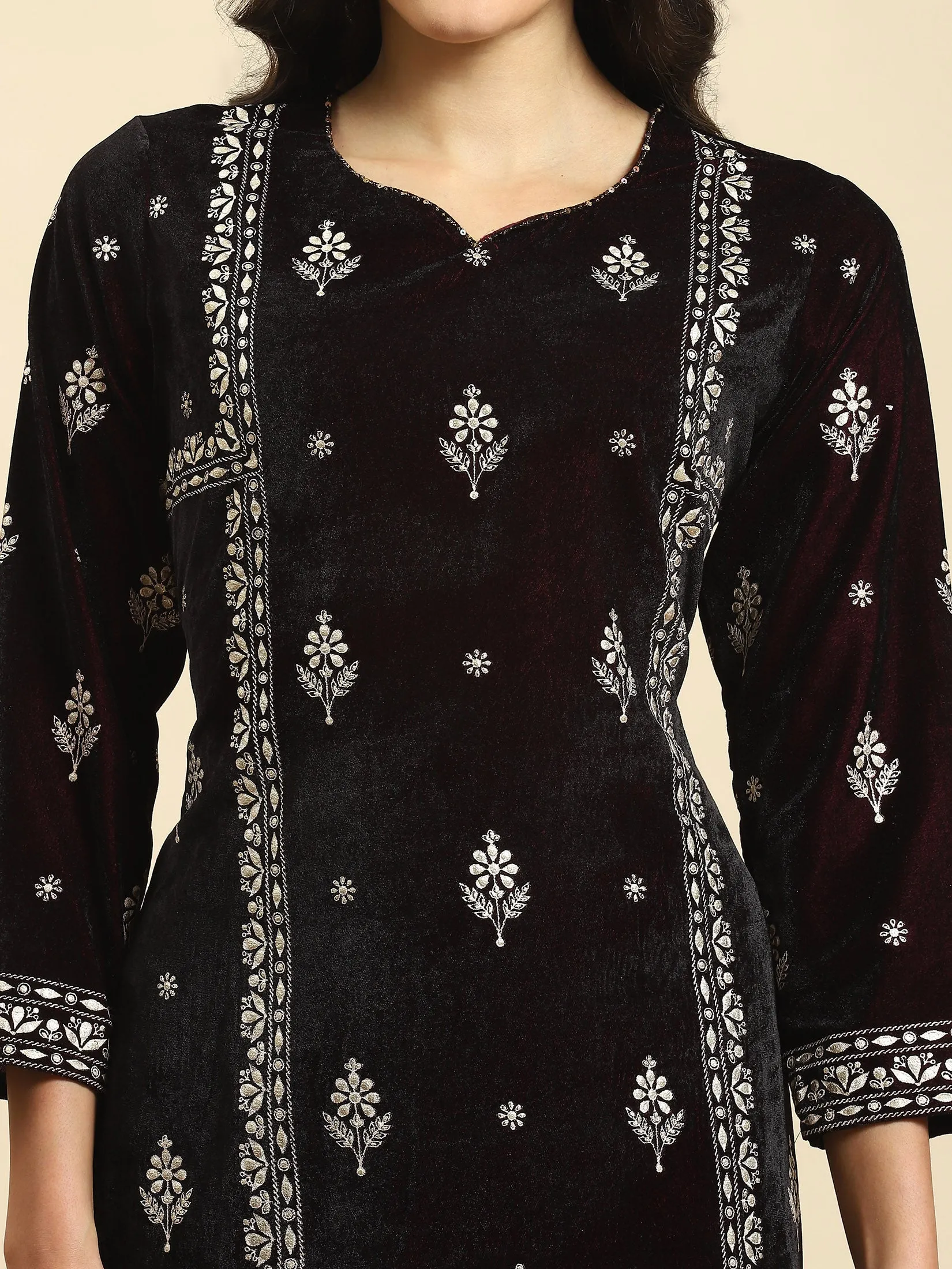 Women Burgundy Ornamental Print Kurta Wide Leg Pant Dupatta